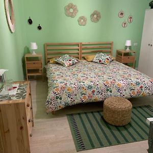 Uitgebreide Kamer met een King Size Bed